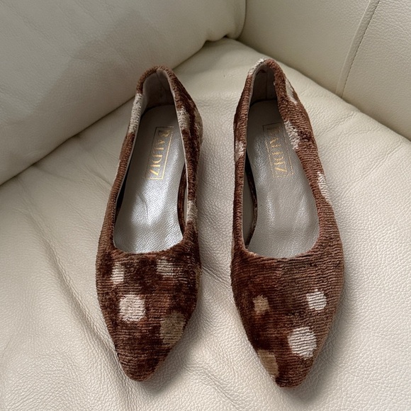 BALDIZ Brown Polka Dot Flats New! - Picture 2 of 9